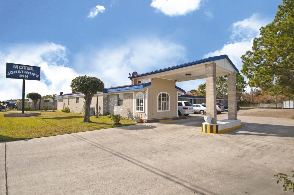 Jonathan'S Inn Groves Bagian luar foto